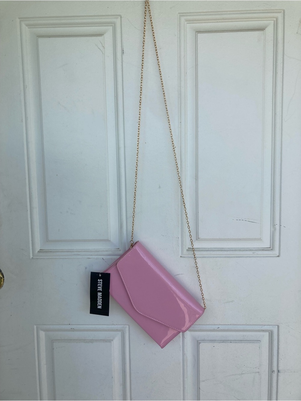Steve Madden Pink Patent Envelope Crossbody with Gold Chain